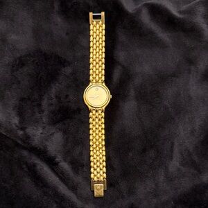 Movado Women’s Gold Tone Watch Needs New
Battery  Selling As Is